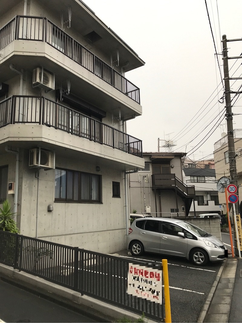 板橋区本町　月極駐車場